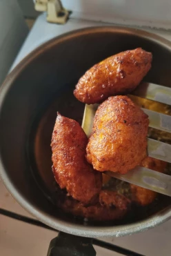 Marmite de beignet de Manioc